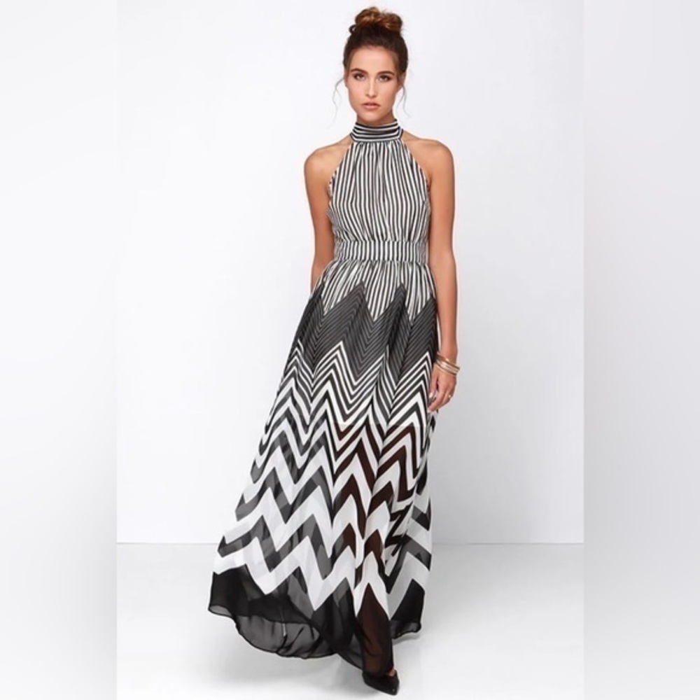 Akira Chicago Black Label Black and White Chevron Stripe Maxi Dress Size Small